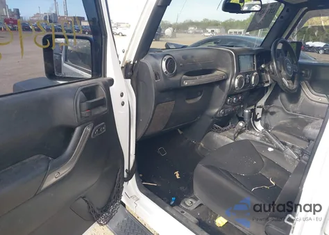 2016 Jeep Wrangler Unlimited Sport Rhd z USA, uszkodzony, nr VIN 1C4BJWKG1GL336798